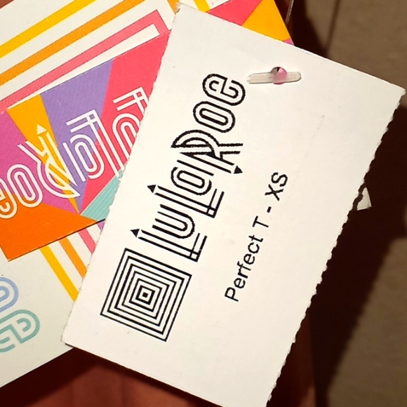 LulaRoe Peach ๐ Perfect T Top - Picture 6 of 11